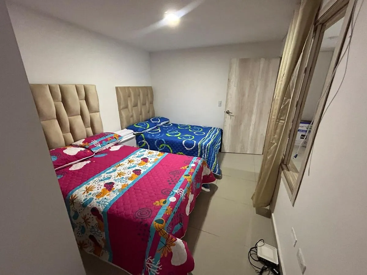 Apartasuite Edificio Arrecife 卡利 0*,  哥伦比亚